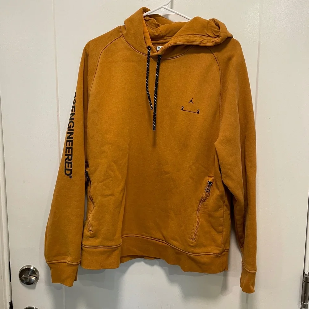Jordan 23 Engineered Hoodie Mens Large Orange Fleece Pullover CV2784-833
